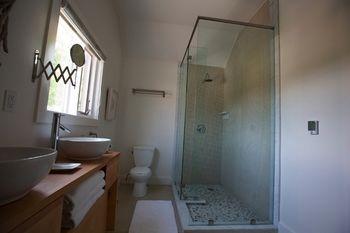 Away In The County Bed And Breakfast Cherry Valley Bagian luar foto